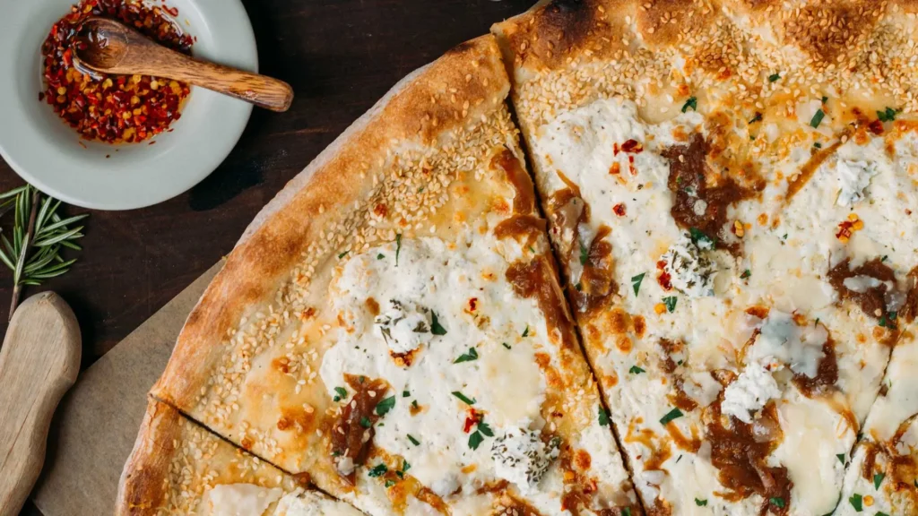 Pizza with White Sauce